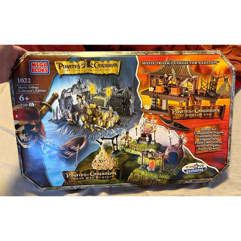 Mega Bloks 1022 Pirates of the Caribbean Movie Trilogy Collectors Edition 2006